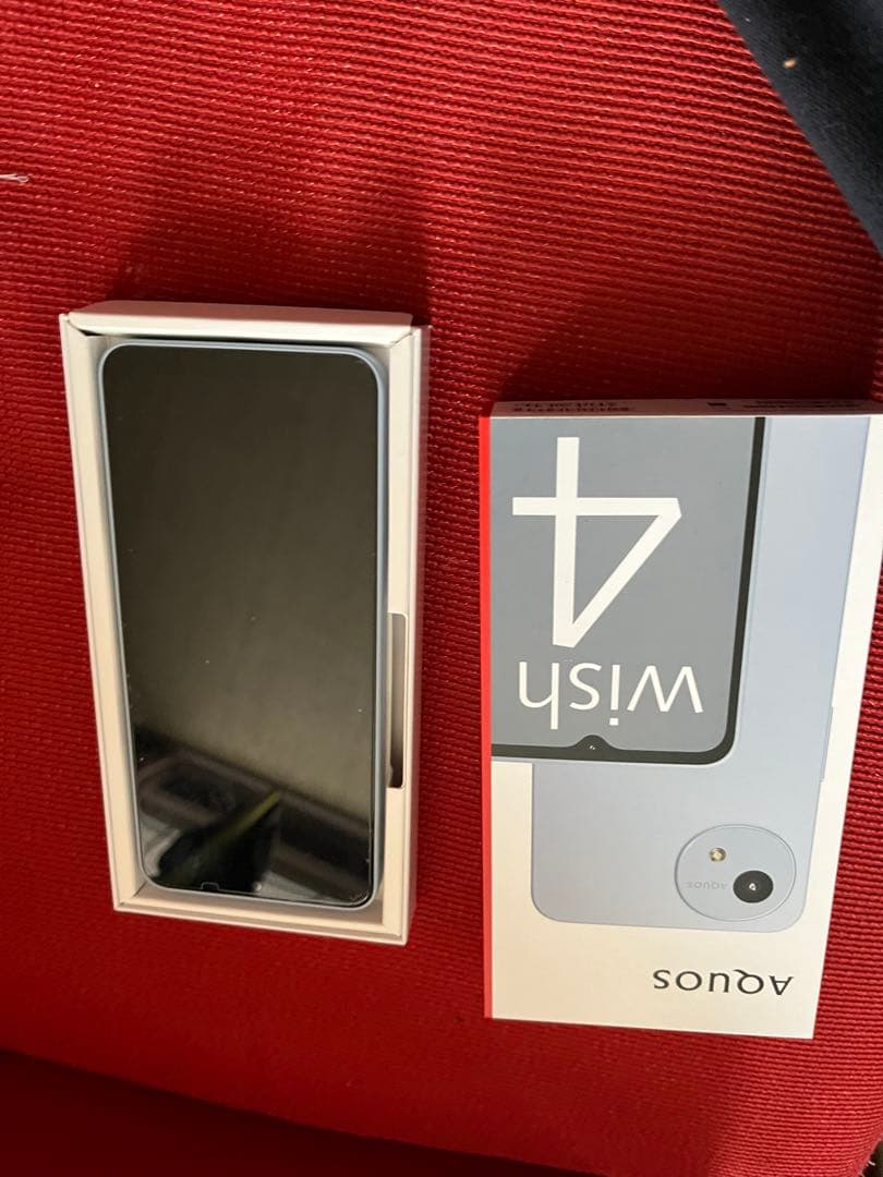 シリーズ···AQUOS 機種名···AQUOS wish