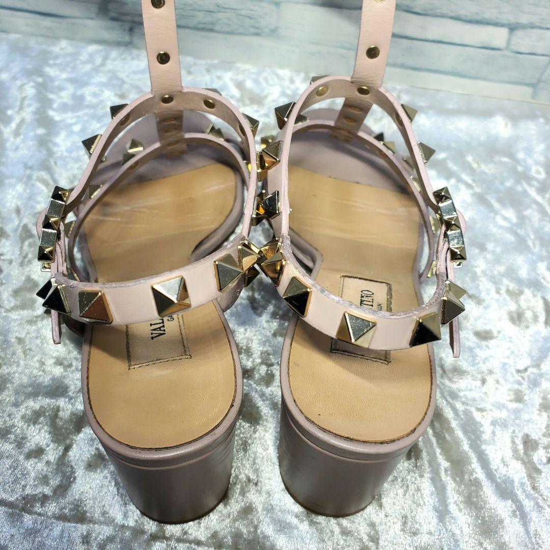 【美品】✨VALENTINO ロックスタッズ サンダル 90MM ピンク 現行品