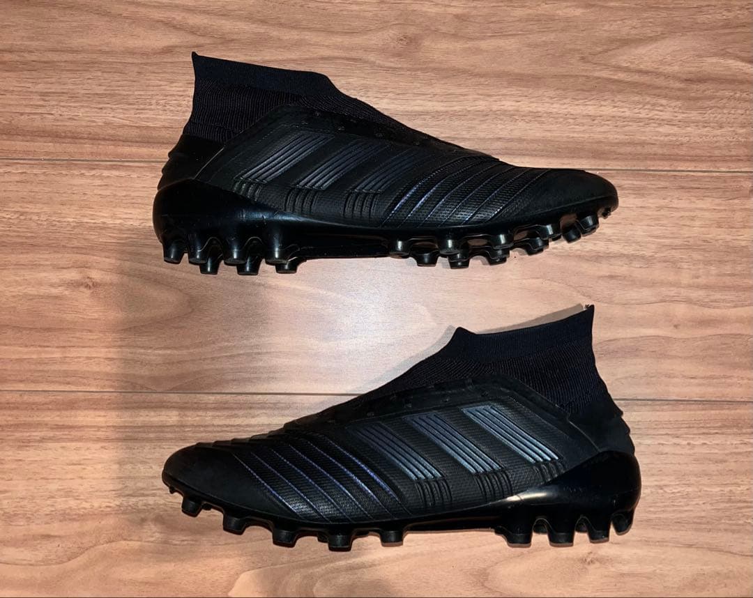 アディダス プレデター19.1 AG サッカースパイク 日本未発売