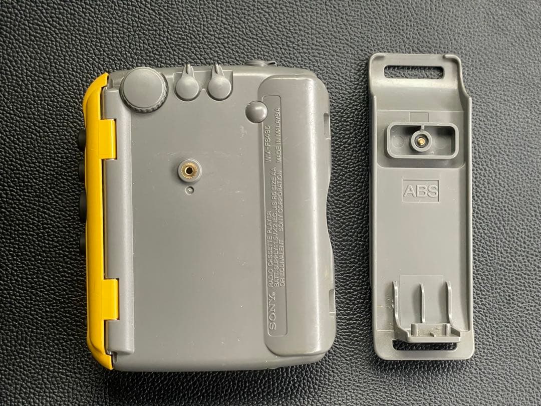 SONY sports ソニースポーツ カセットウォークマン WM-FS495