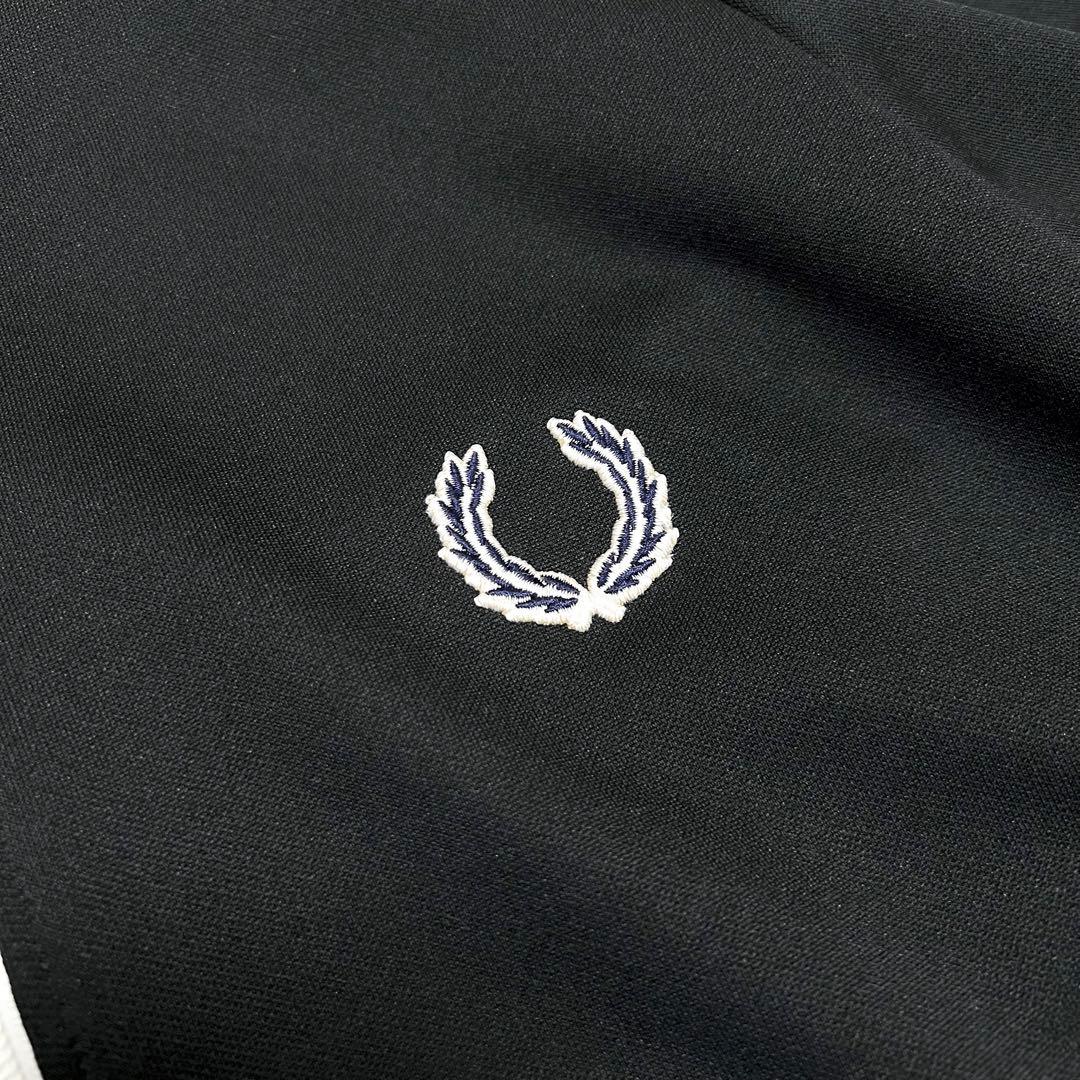 FRED PERRY フレッドペリー トラックジャケット ブラック