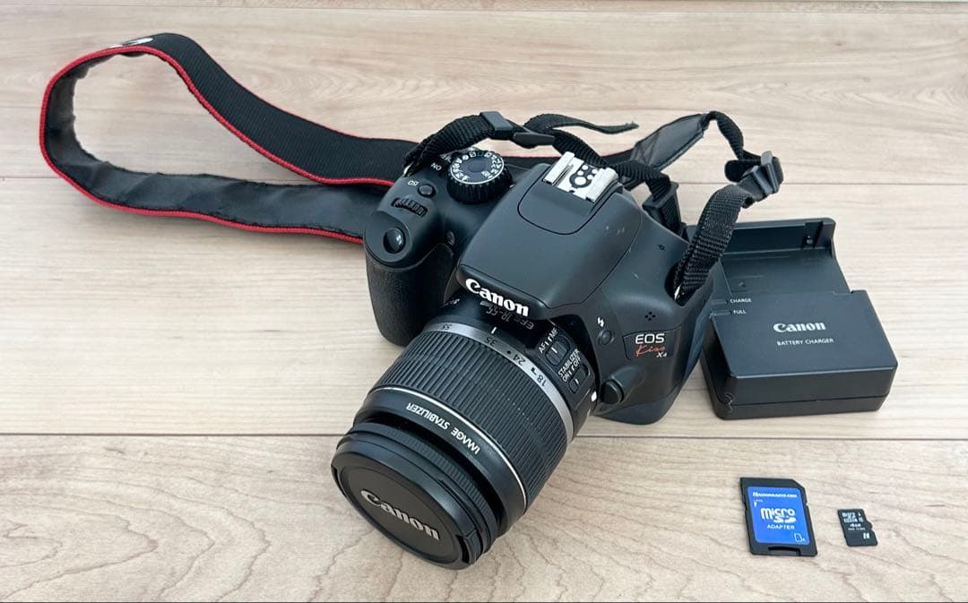 Canon Kiss X4⭐️デジタル一眼レフカメラ⭐️本体＋レンズセット