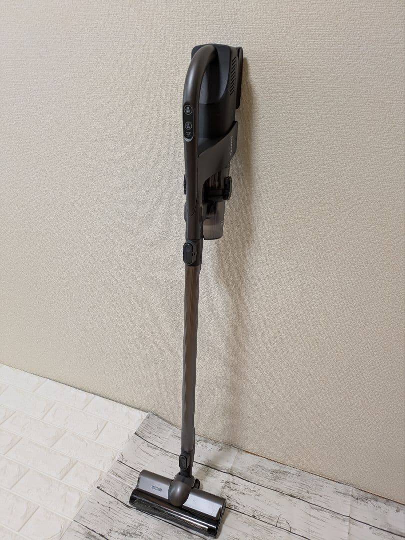 付属品完備トルネオ コードレスクリーナーVC-CLX72　2023年製　保証書