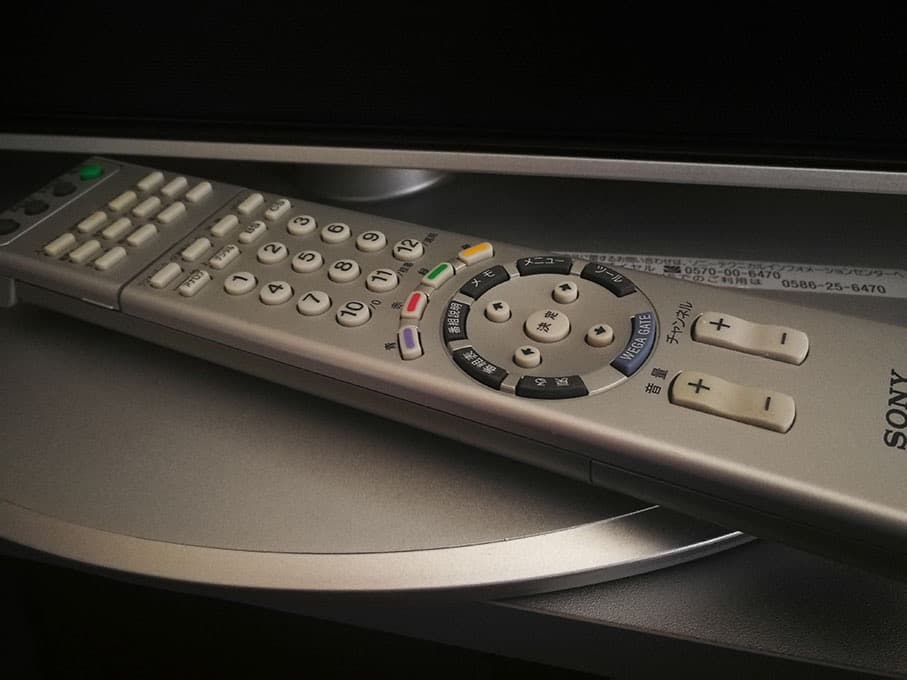 SONY　液晶デジタルテレビ／ ブラビアKDL-32V1000／2006年式