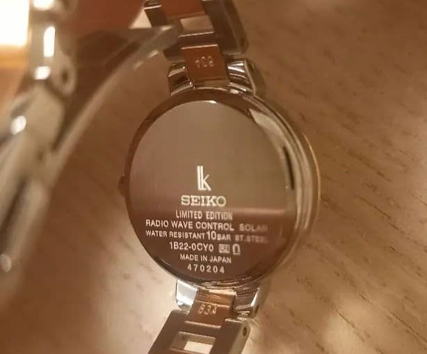 SEIKO LUKIA レディース時計