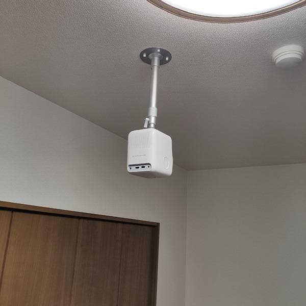高耐荷重プロジェクター天吊り金具・調節可能重量5kg対応・360度回転可・軽量デ