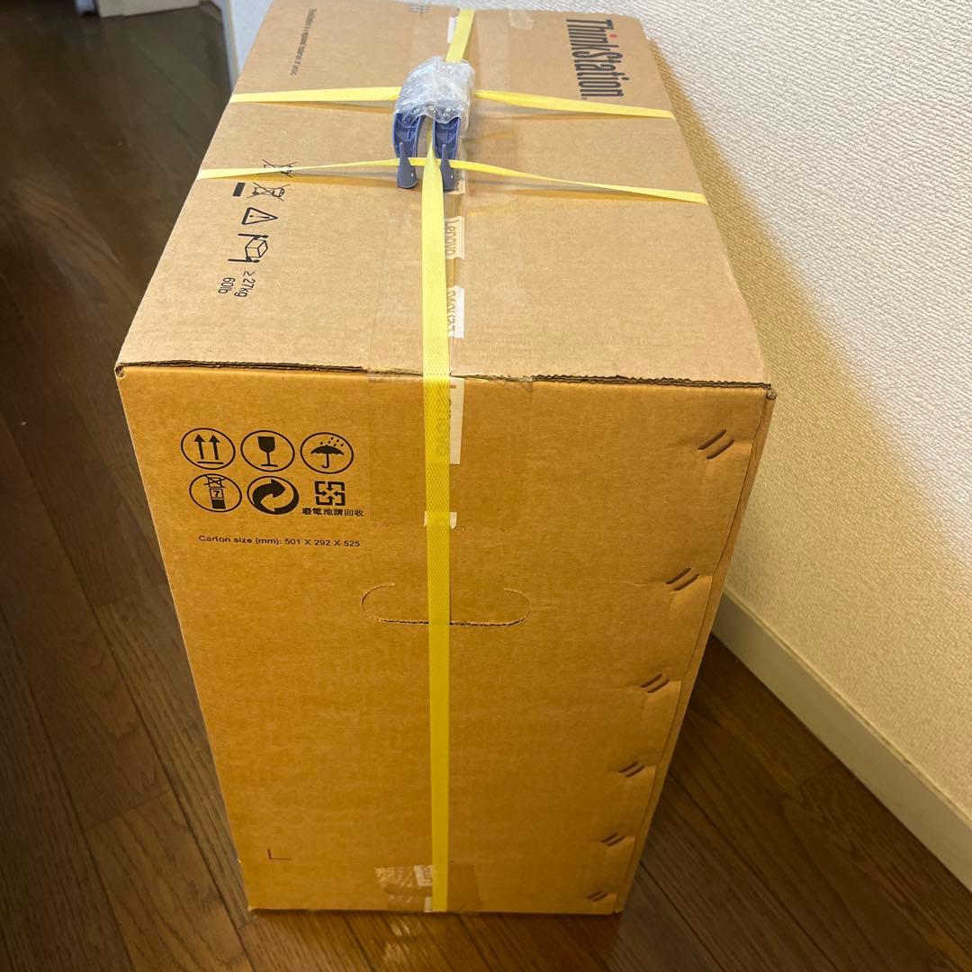 新品未使用未開封　ジャンク扱　ThinkStation　P410