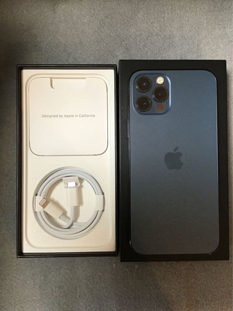 超美品　国内版　SIMフリー　iPhone12 Pro 128G