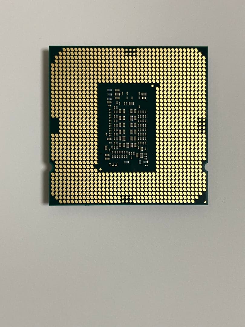 Intel Core i5-10400 プロセッサー