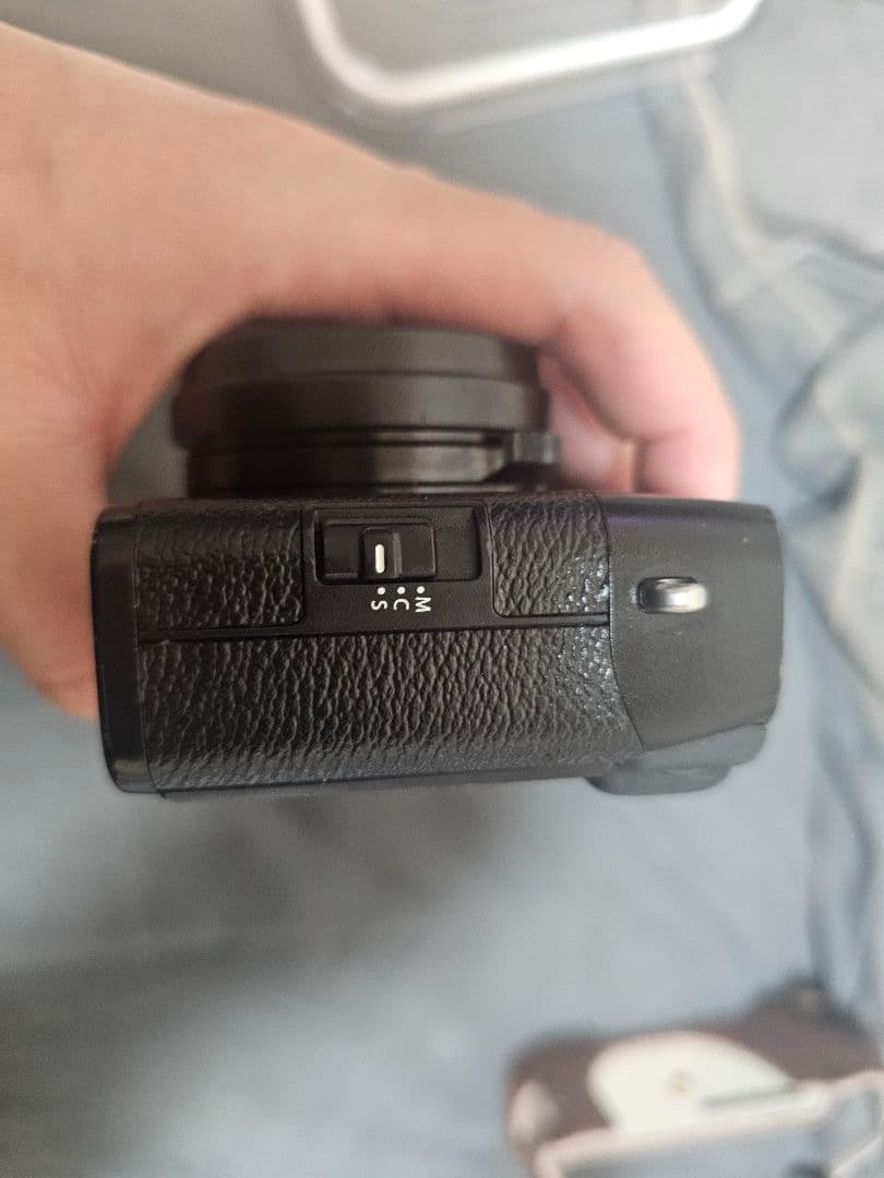 FUJIFILM Xシリーズ 富士フイルム X100F BLACK 付属品多数