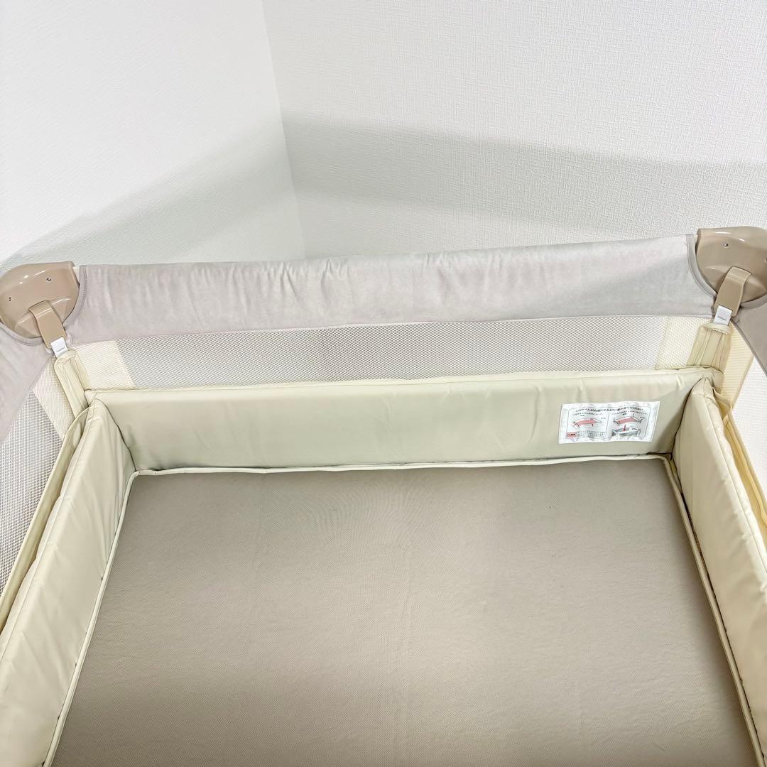 美品　アップリカ　ココネル　エアー　プラス　ベビーベッド　最上位モデル