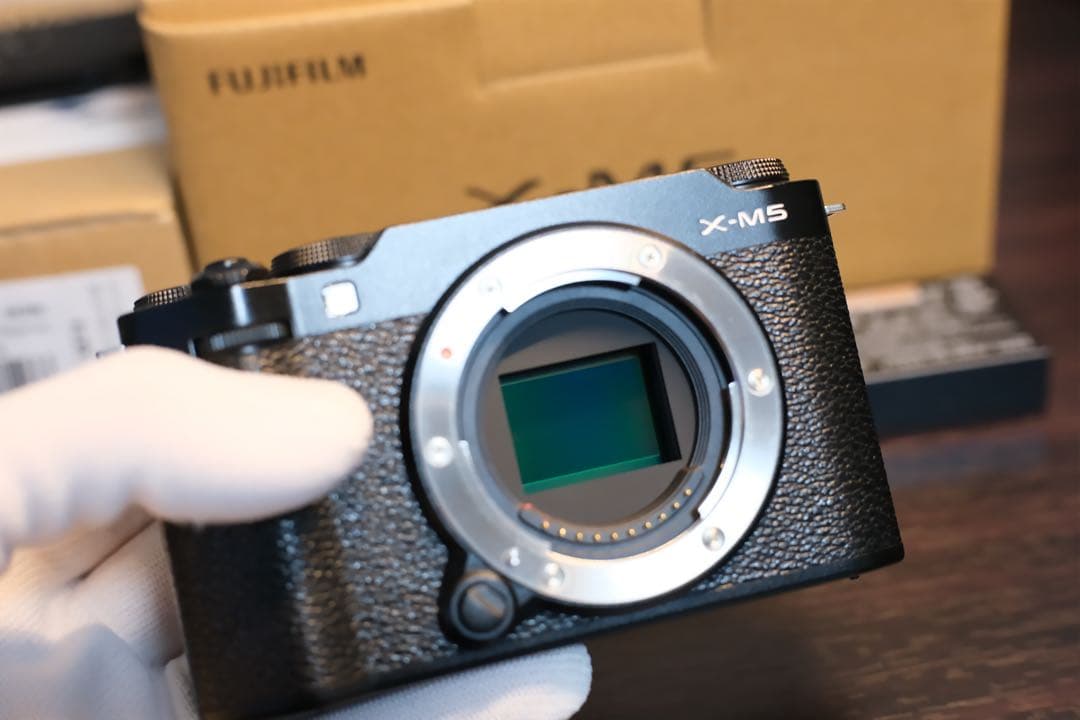 (美品)fujifilm x-m5おまけ多数(保証期間内)