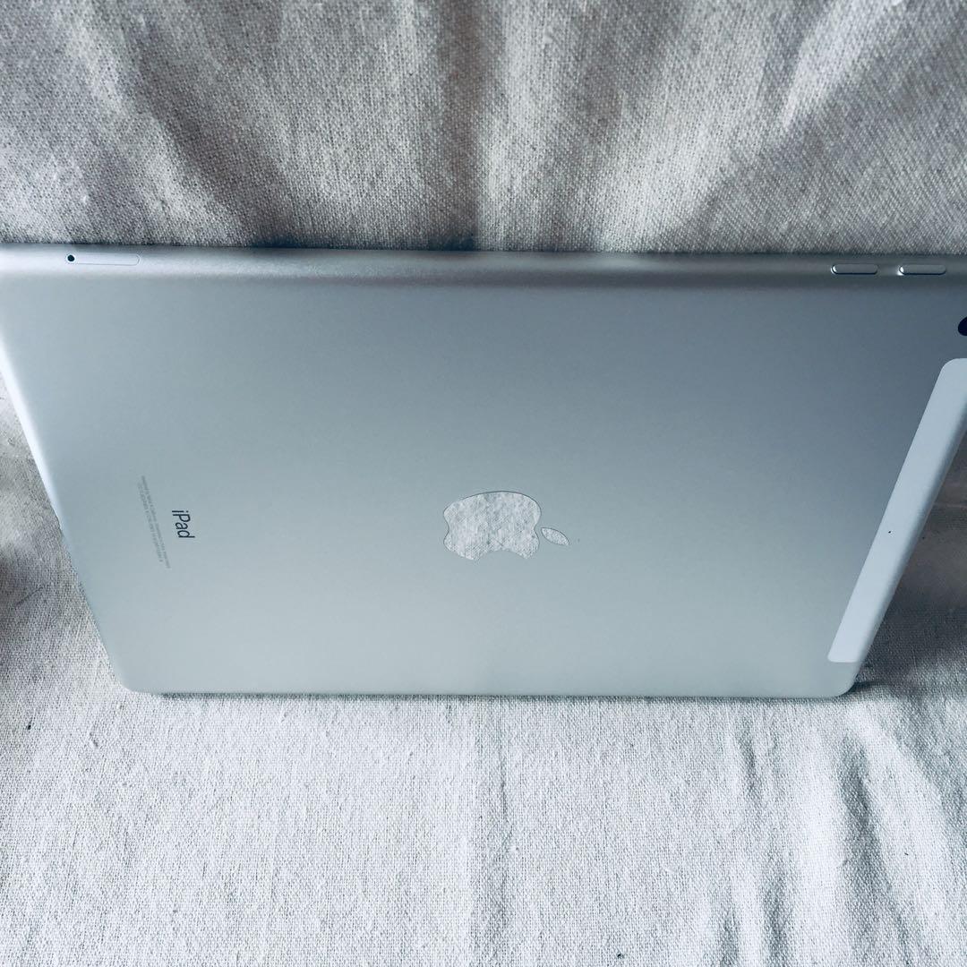 箱付き 美品 iPad 第5世代 32GB A1823 wifi セルラー