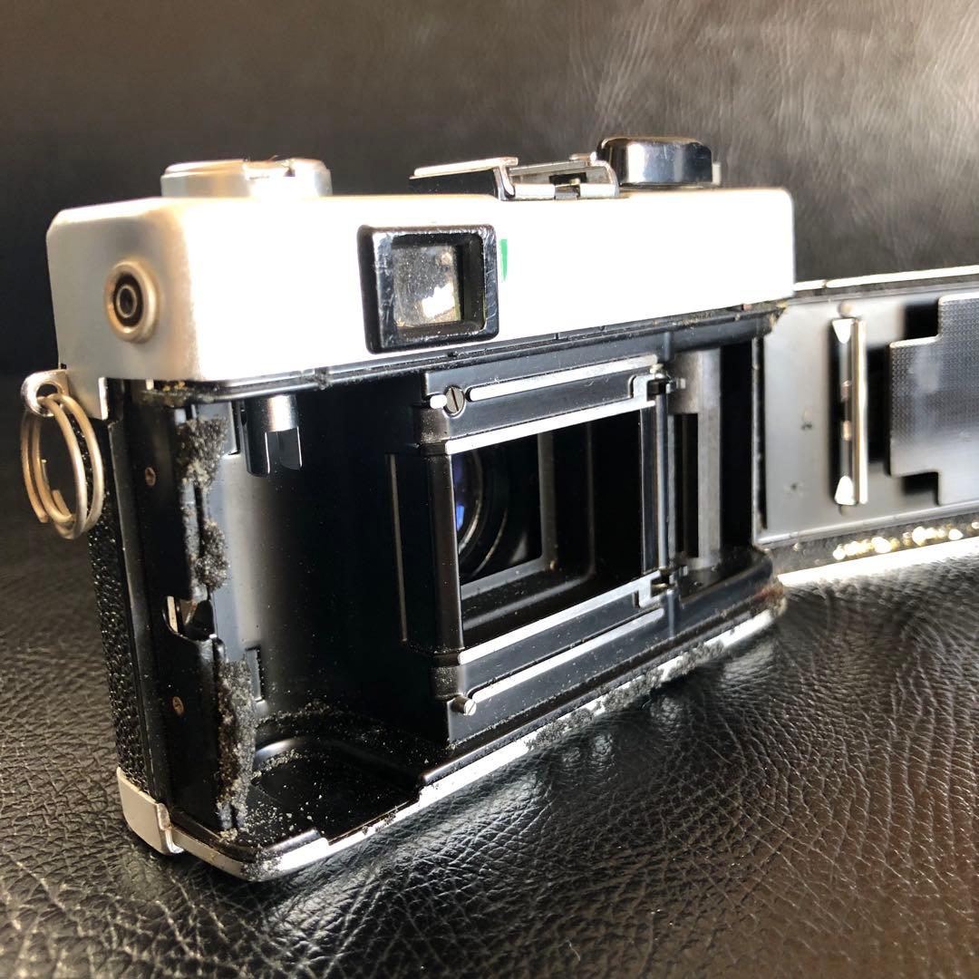 カバー付き　コニカC35FD ヘキサノン38mmF1.8 フィルムカメラ