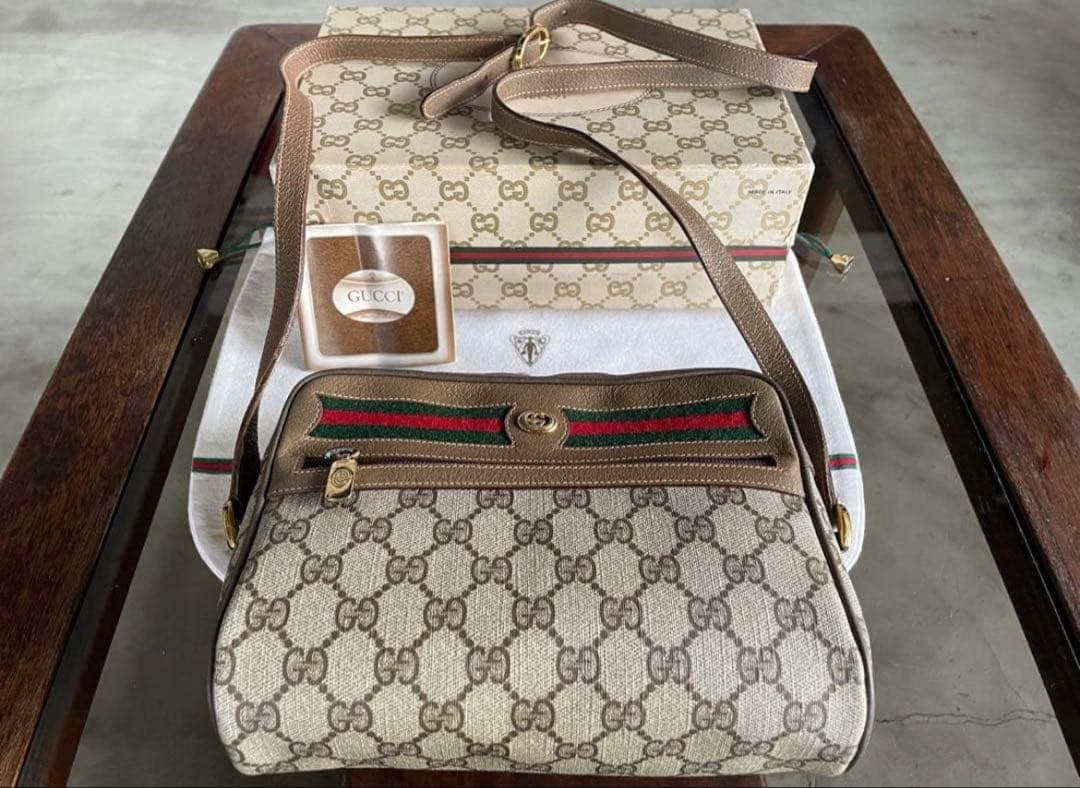 ゆ*ん様 GUCCI GGパターン ショルダーバッグ