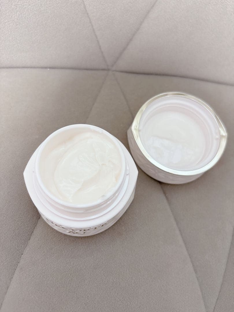 【美品】コスメデコルテ AQ コンセントレイト ネッククリーム