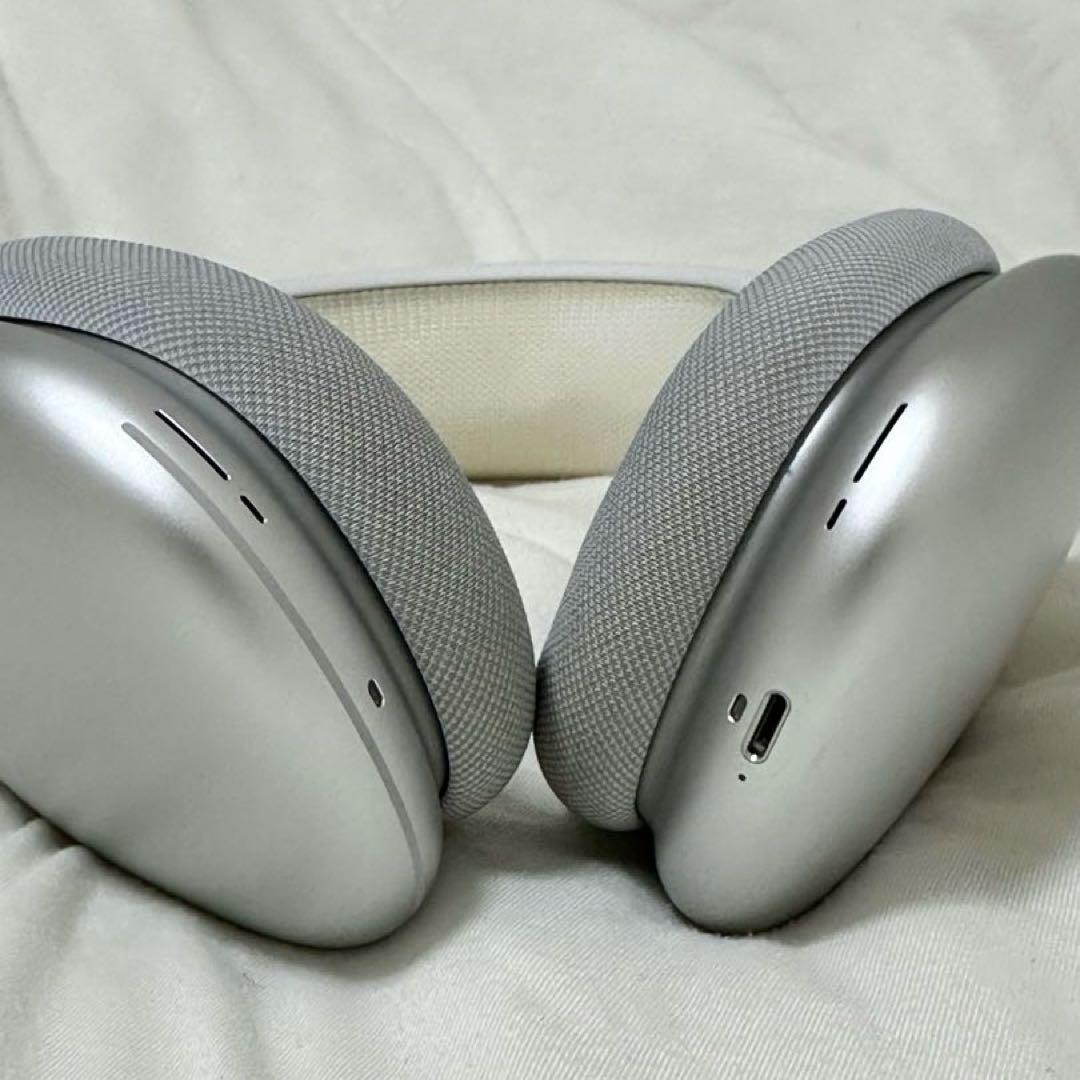 Apple AirPods Max シルバー　ヘッドホン