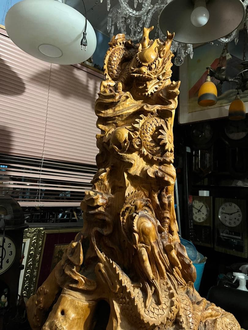 木彫り龍、90センチ龍の木彫り、特大木彫りの龍、一刀彫の龍、ドラゴン、木の株の龍