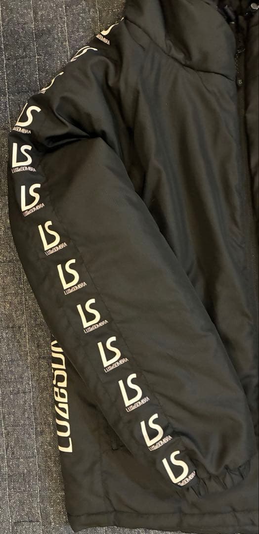 Luz e Sombra ルースインソブラ　中綿コート　ブラック　裏地フリース