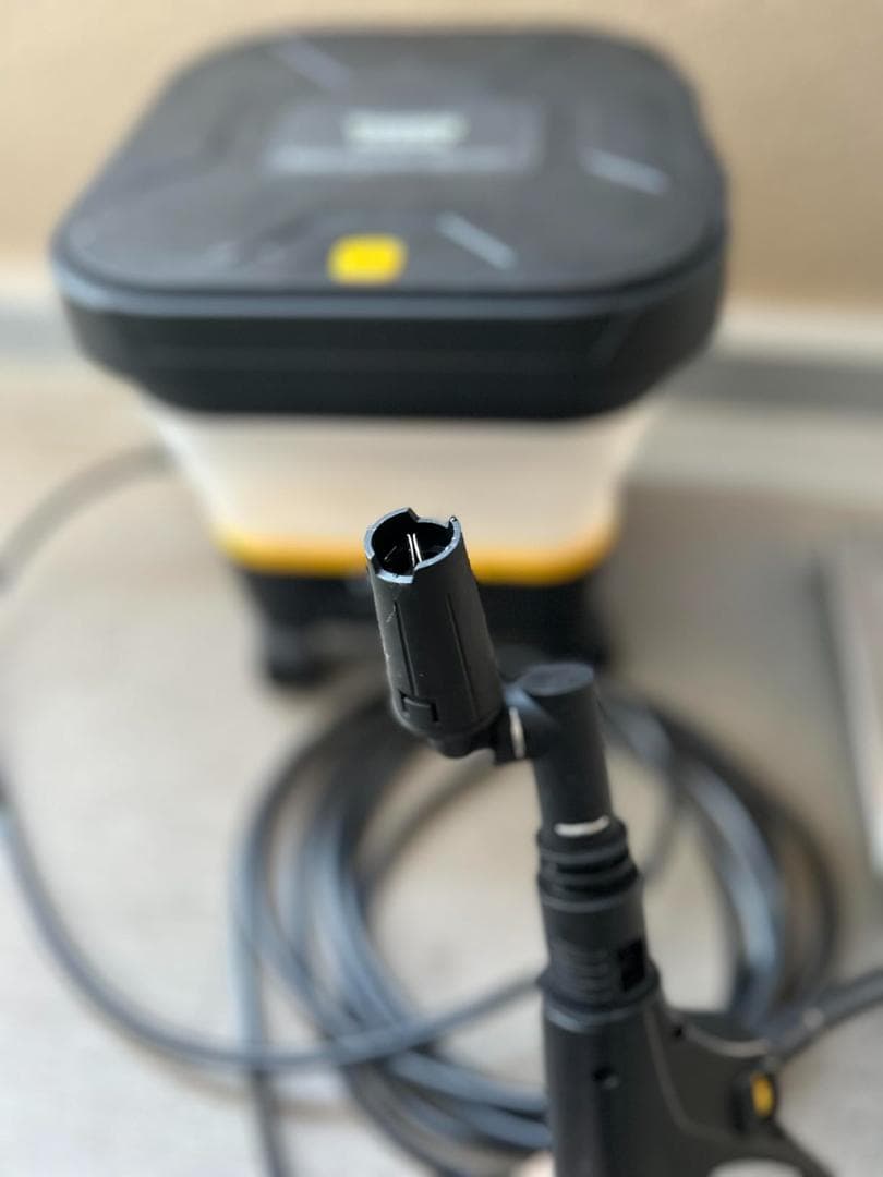 【折りたたみ式で業界最高8MPa・2025年新登場】 高圧洗浄機 コードレスrm