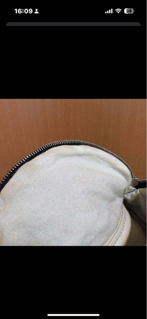 アエタ　aeta s黒 レザー ボディバッグ・ウエストポーチ