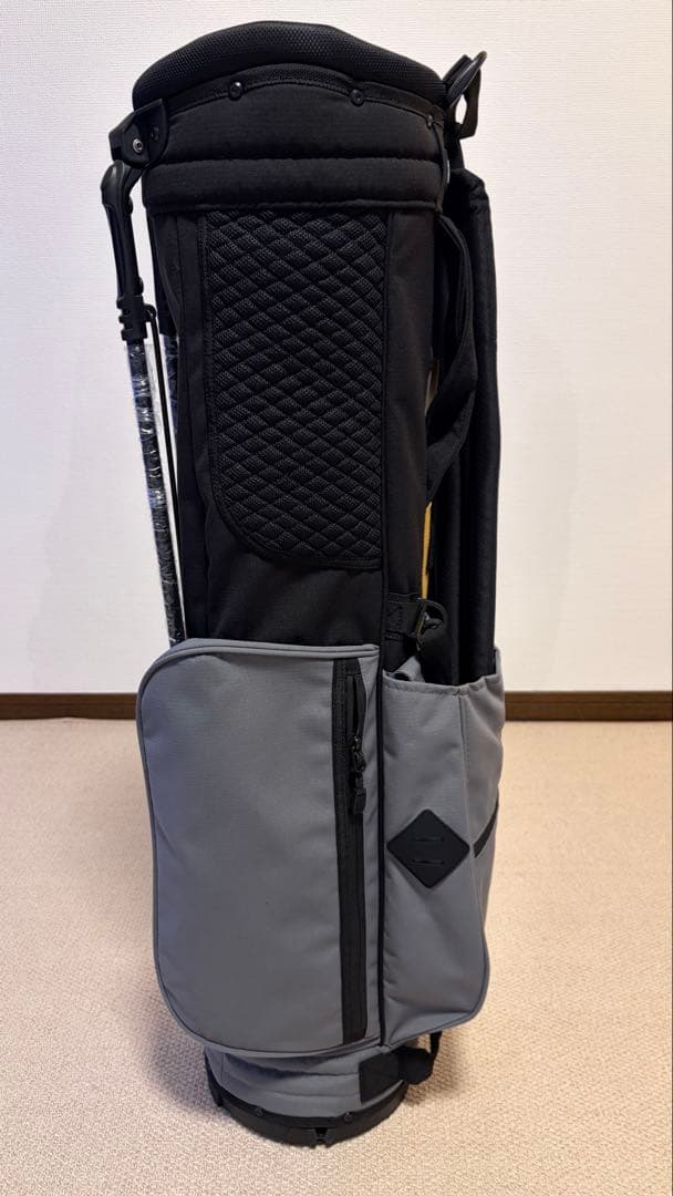 JONESのロゴ刺繍付キャディバッグ　グレー　レア