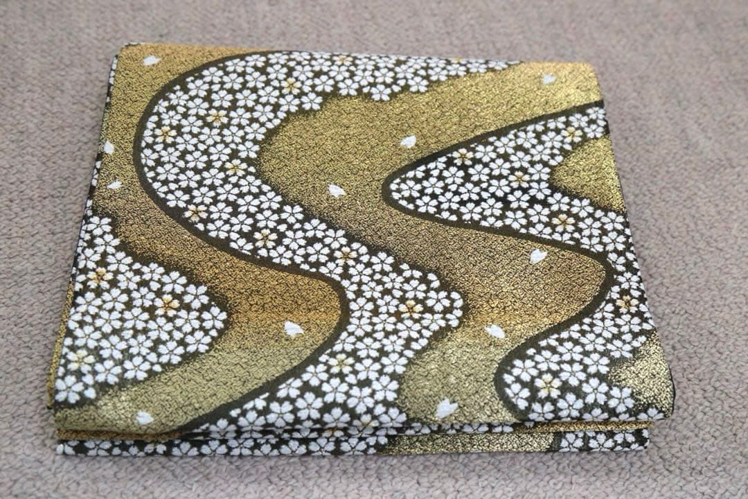 振袖フルセット 美品　黒と赤 モダン クール