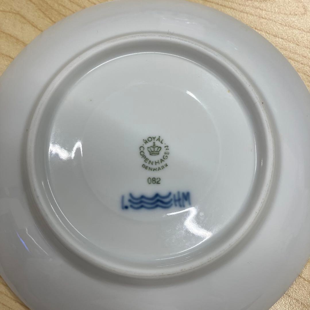   カップとソーサーセット