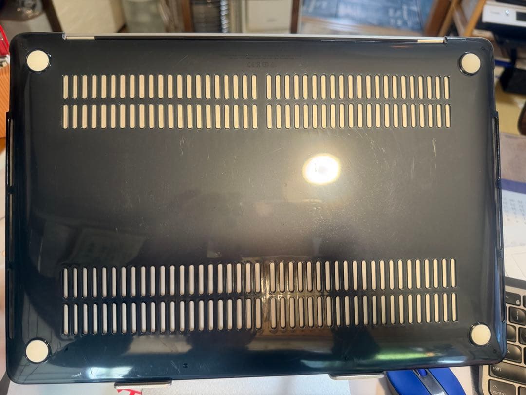 ○ MacBook Pro 16 i7 / 16GB / AppleCare+