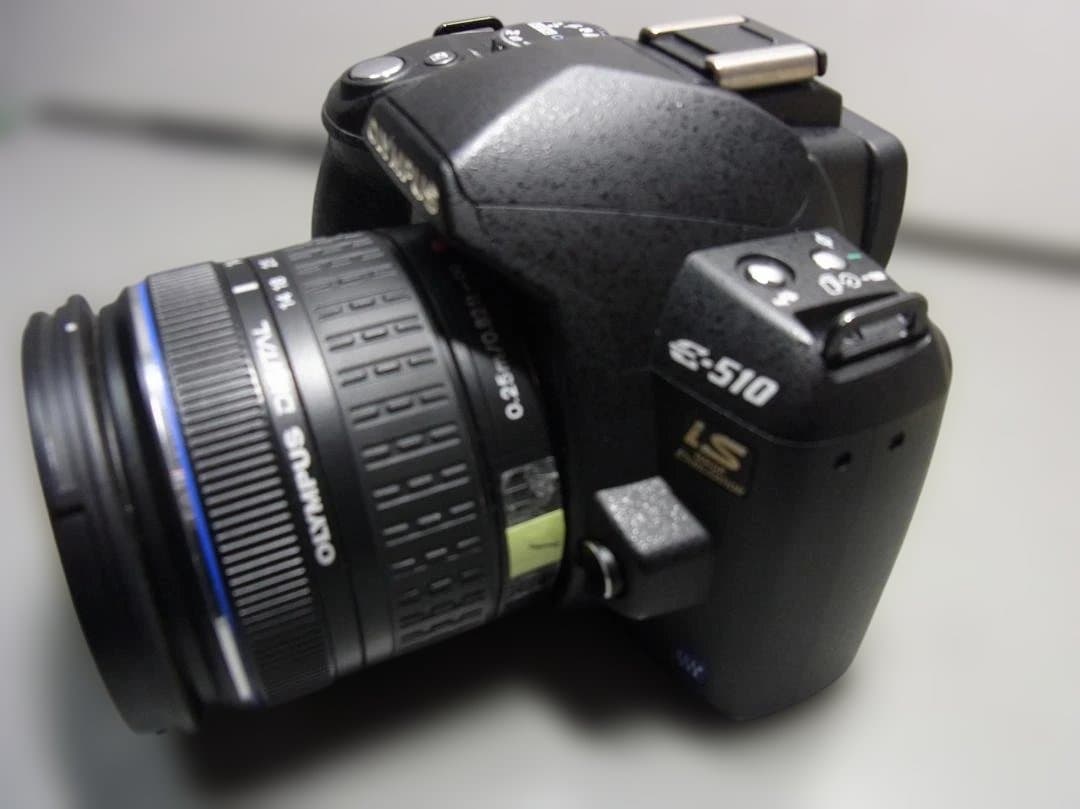066　オリンパス E-510 カメラAF　電池　メモリーカード付　送料込み