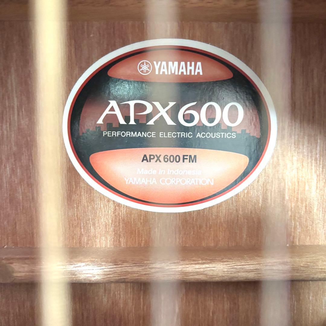 ✨美品✨YAMAHA APX600 FM AM エレアコ ヤマハ　虎杢　ケース付