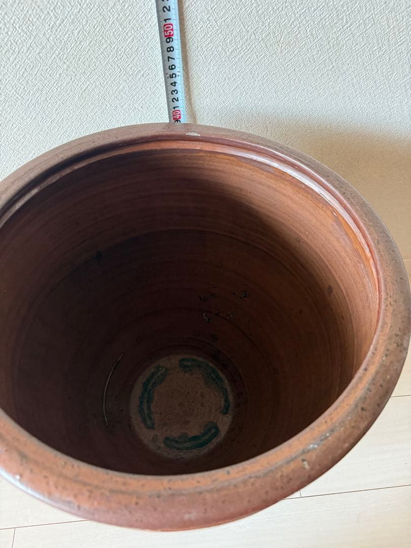 ツボ　メダカ　睡蓮　庭　壺　風情　常滑焼？ 陶器製 円筒形 鉢 約30cm以上