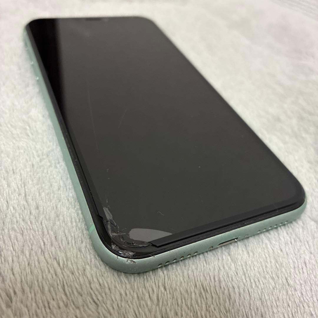Apple iPhone 11　グリーン　本体