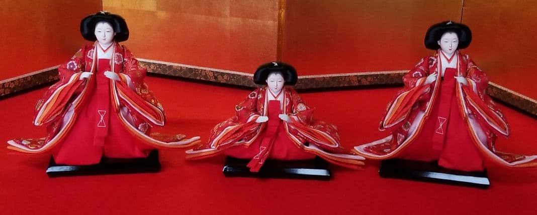 雛人形　三人官女　赤