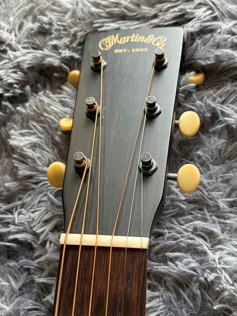 Martin 000-17E Black Smoke美品