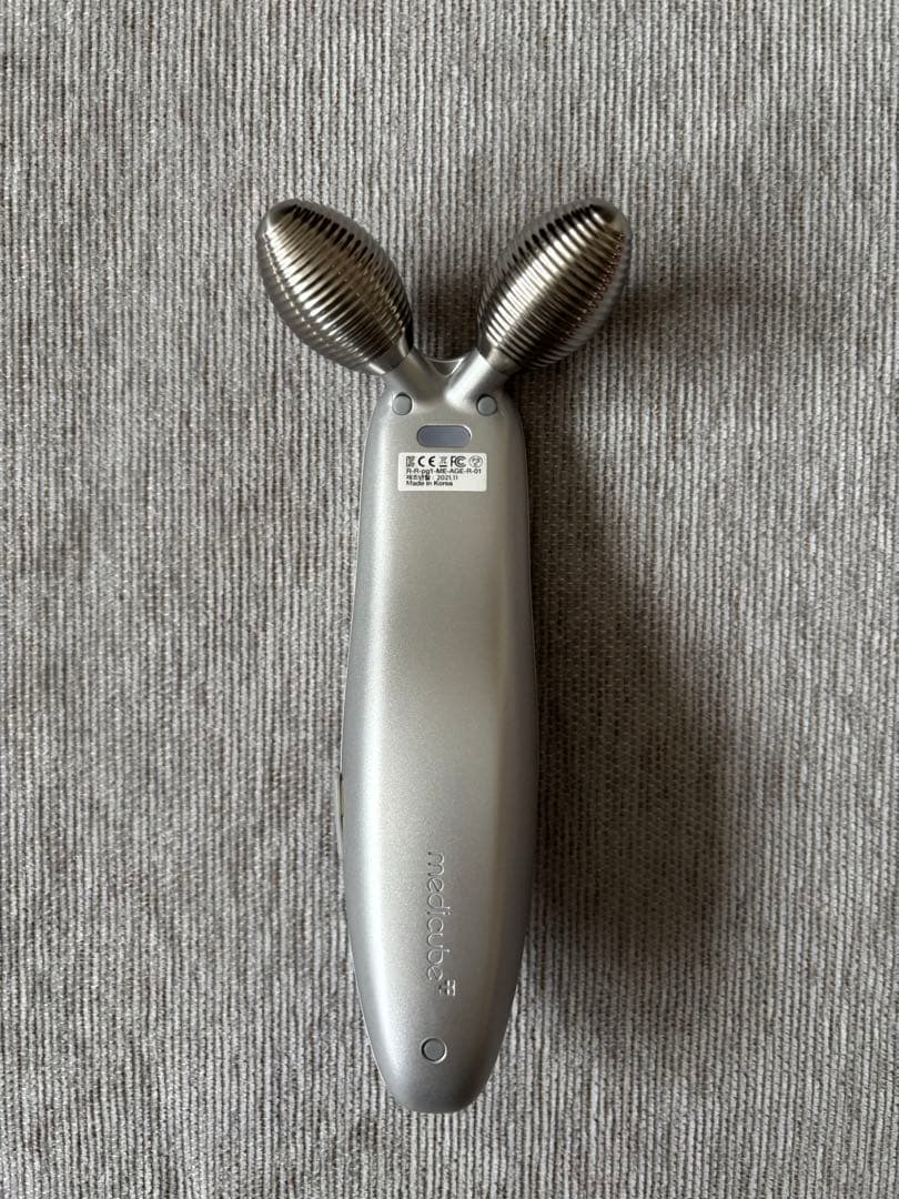 メディキューブ AGE-R ダーマEMSショット・ブースター