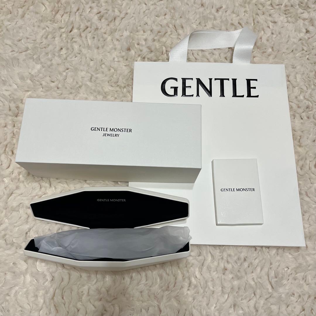 GENTLE MONSTER Carat 02 ジュエリーコレクション 銀座店