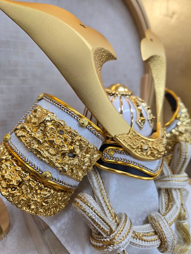 【展示品限り】五月人形　兜　鍬形　ケース飾り　※閉店セール　K9