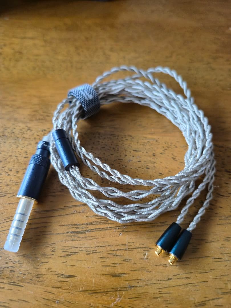 【極美品】FiiO FF5　有線イヤホン/イントラコンカ型　即購入可能