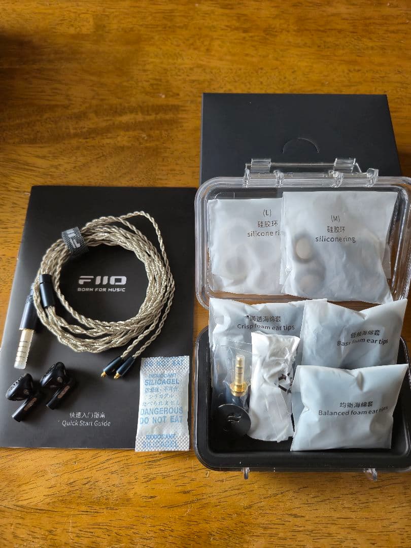 【極美品】FiiO FF5　有線イヤホン/イントラコンカ型　即購入可能