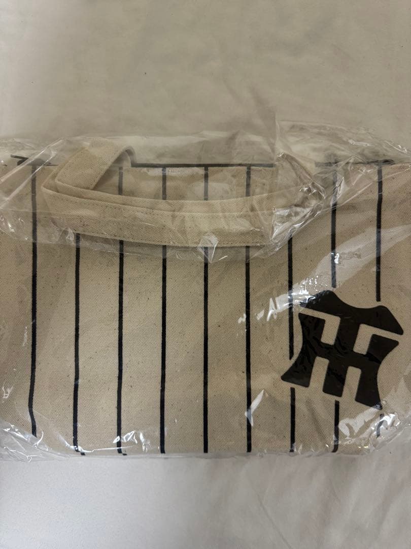 Hanshin Tigers 阪神タイガースグッズ