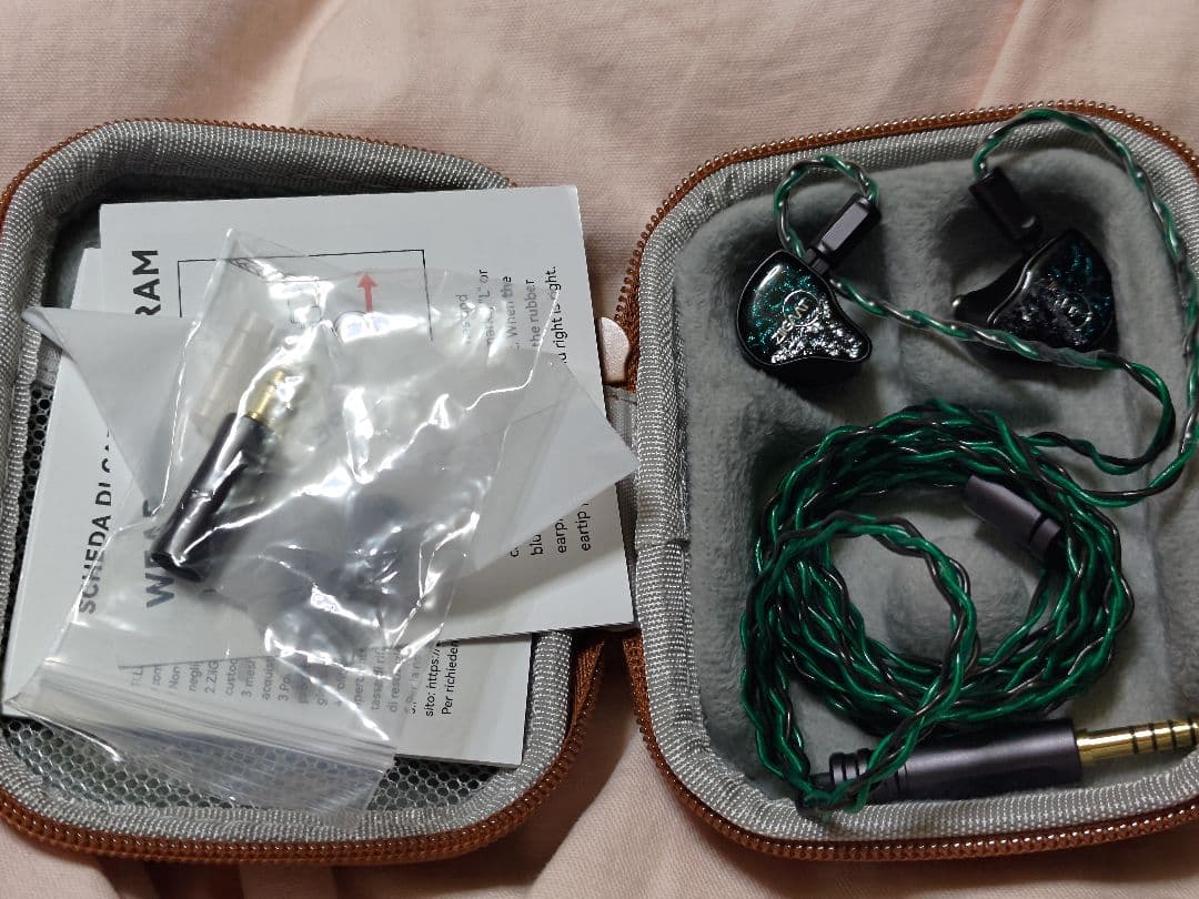 ZIIGAAT✕HANGOUT AUDIO ODYSSEY 2 イヤホン