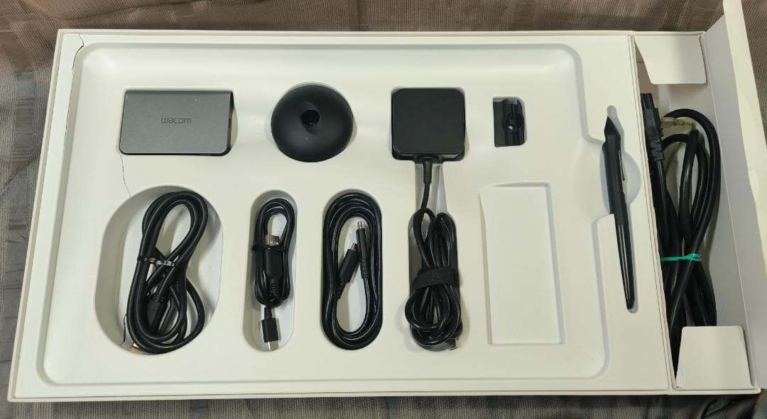 ワコム Wacom Cintiq Pro 16 DTH1620/AK0