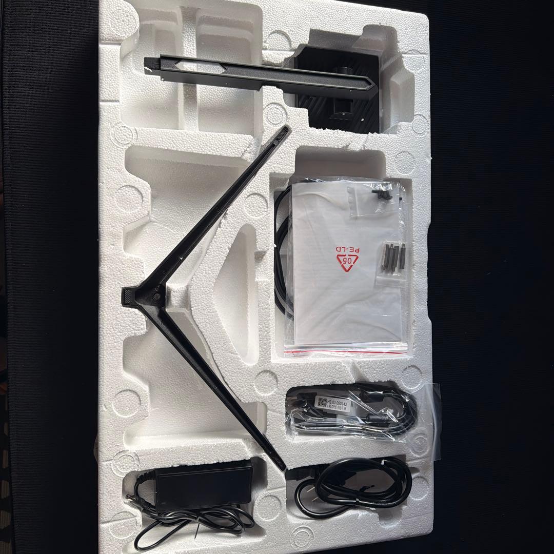 ゲーミングモニター 4K UHD 144Hz