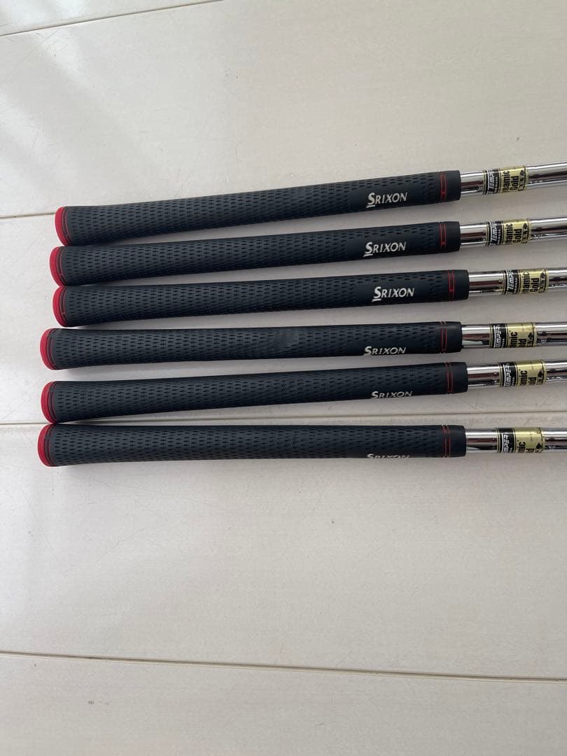 スリクソンアイアンセット　PW〜5