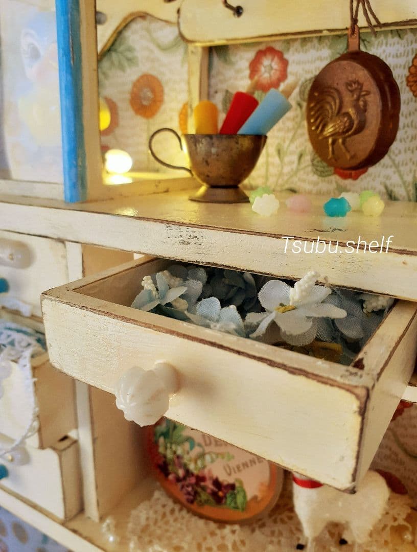ウォールシェルフ　シャビー　ドロワー　ドールシェルフ