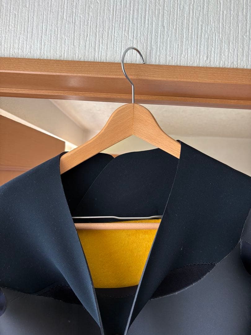 新品　未使用　SURVIVE サーフィン　ウェットスーツ　セミドライ　5/3ミリ