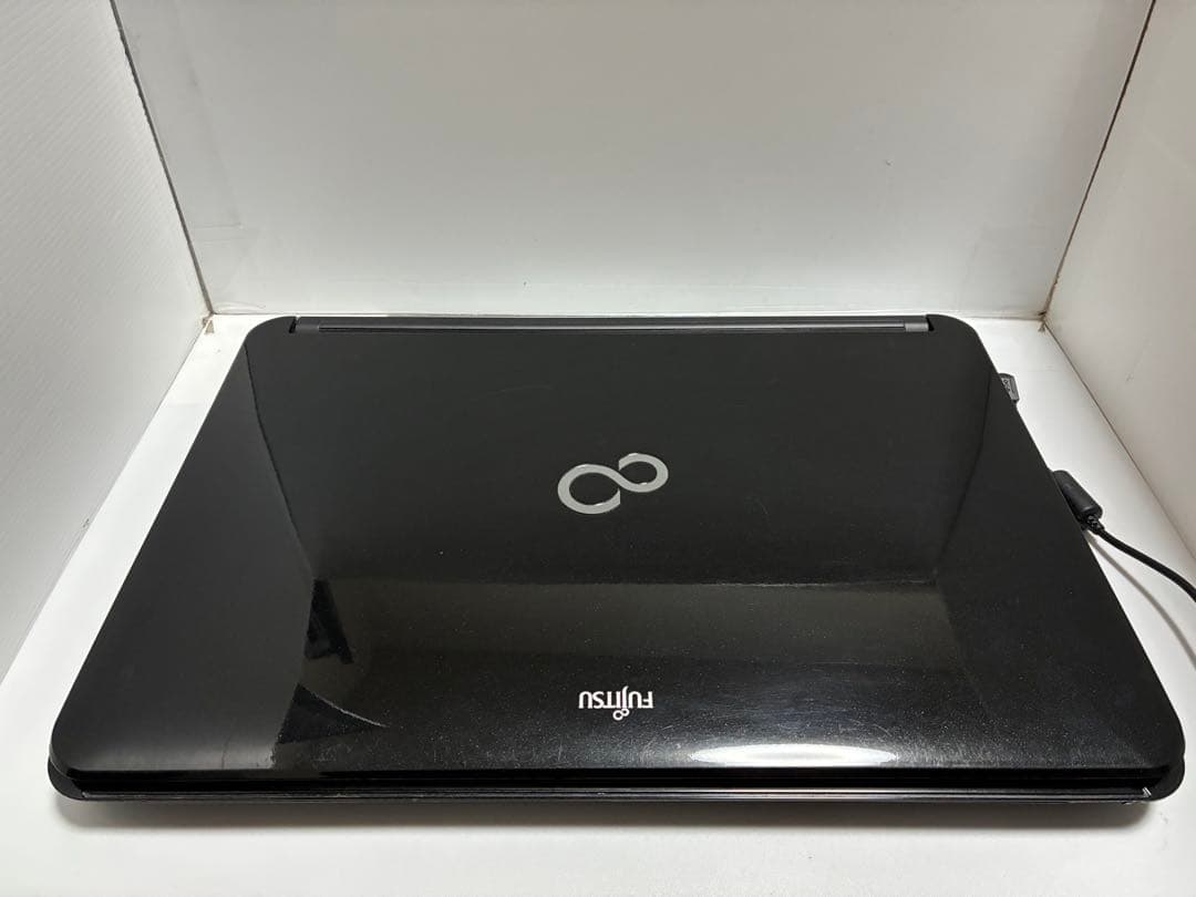 【1118】富士通LIFEBOOK AH54/D i3 XP office