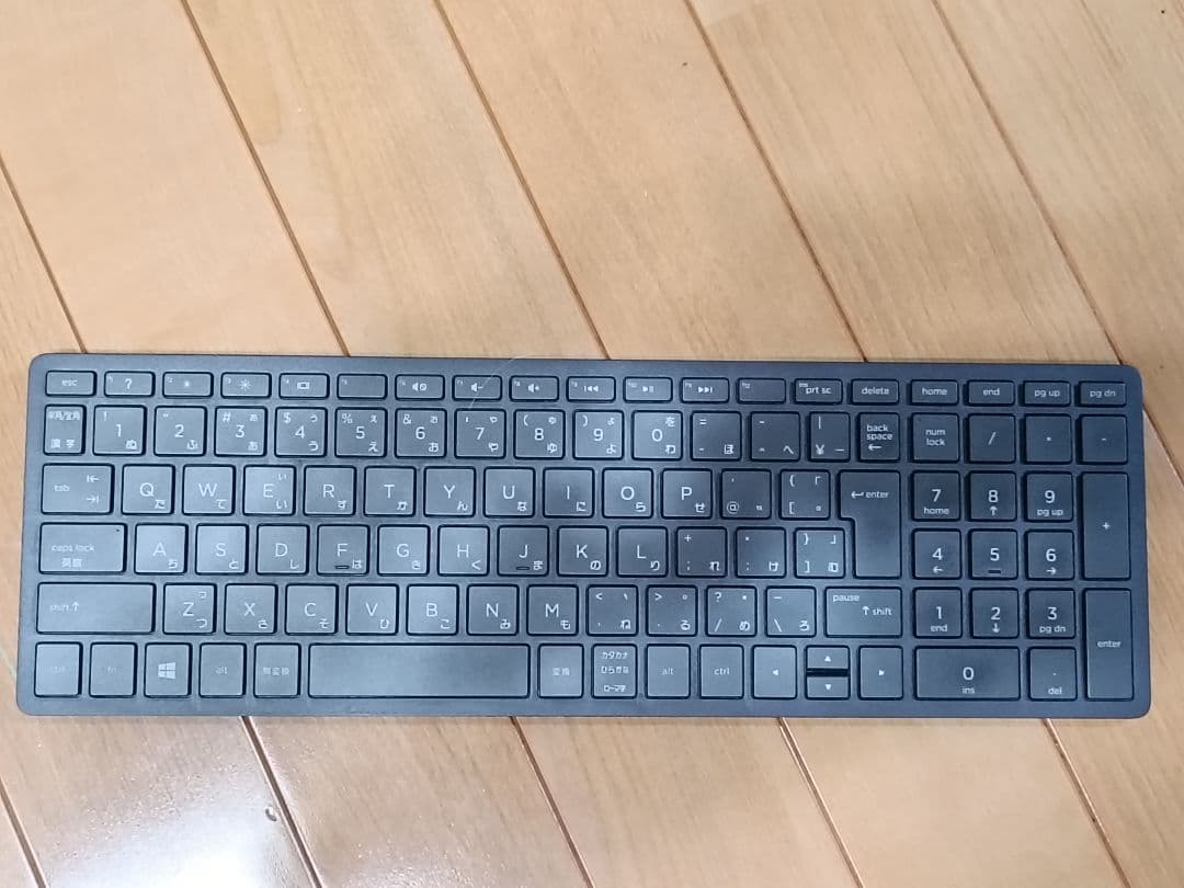 hp Pavilion Wave Desktop PC 600　中古品