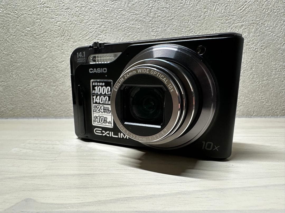 付属品付【美品】CASIO エクシリム　EX-H15 ブラック　コンデジ　動作品